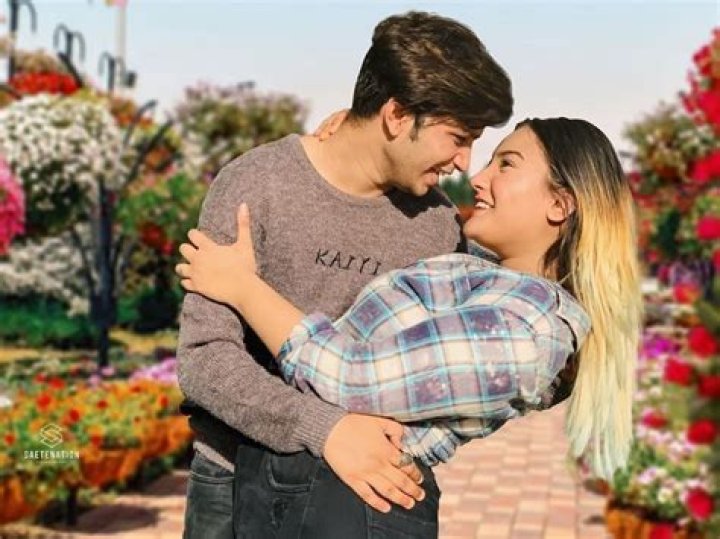 Aashika Bhatia Height, Age, Boyfriend, Biography, Wiki, Net Worth