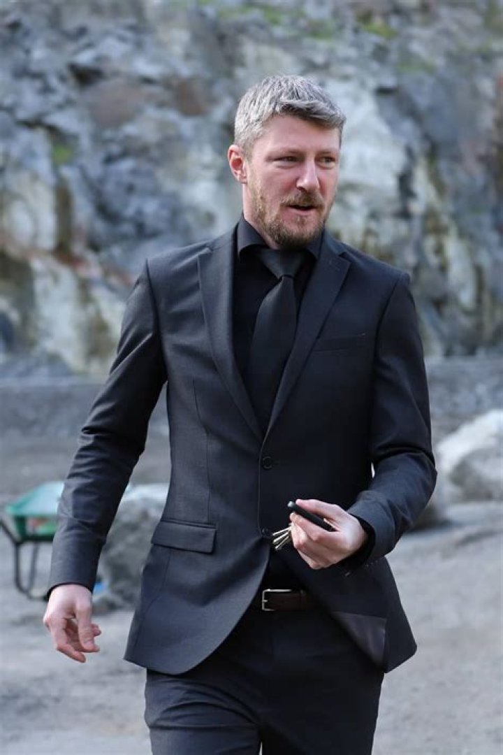 Adam Hooper Biography, Wiki, Wife, Fox44, Salary And Networth