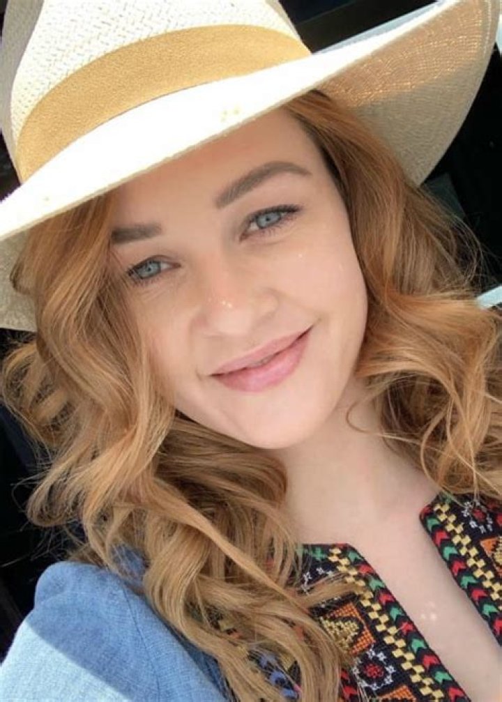 Ambyr C. Childers Height, Weight, Net Worth, Age, Birthday, Wikipedia, Who, Instagram, Biography