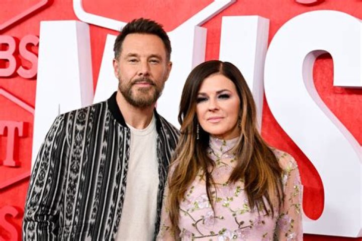 Are The Members Of Little Big Town Married To Each Other? Their Ages and More