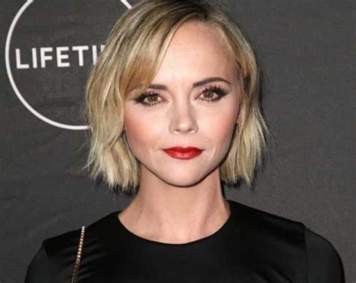 Christina Ricci Height, Weight, Net Worth, Age, Birthday, Wikipedia, Who, Nationality, Biography