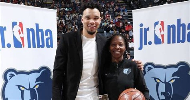 Dillon Brooks Height, Weight, Net Worth, Age, Birthday, Wikipedia, Who, Nationality, Biography