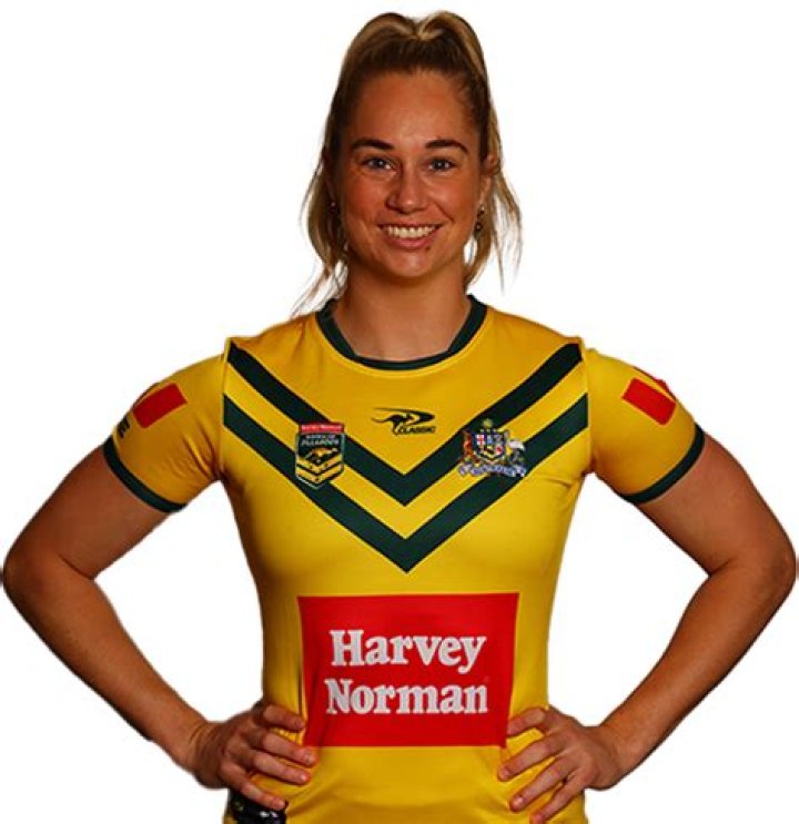 
Female Rugby Player Kezie Apps Partner Craig Dunham Provides Her The Much Needed Moral Support 