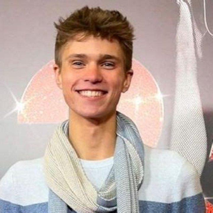 
Gabe Escobar Height, Weight, Net Worth, Age, Birthday, Wikipedia, Who, Nationality, Biography 