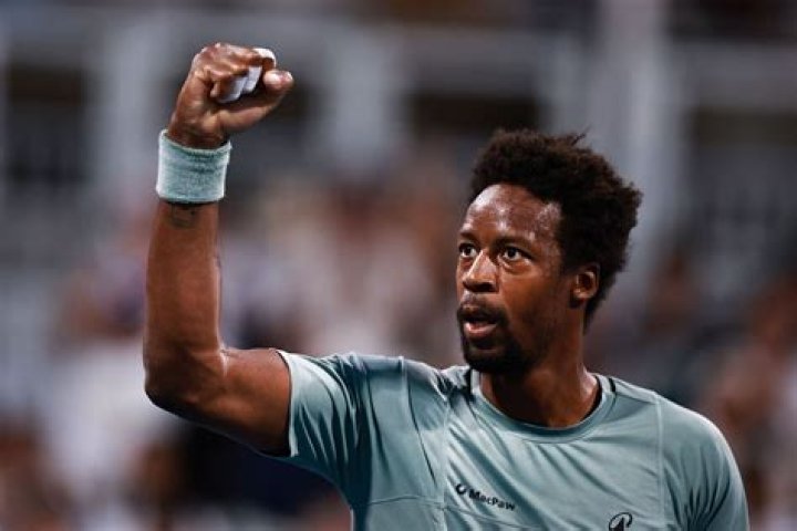 Gaël Monfils: dating, net worth, tattoos, smoking & body facts