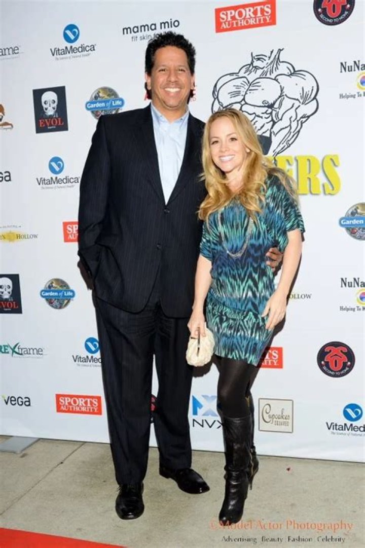 Kelly Stables Bio, Wiki, Age, Height, Husband, Superstore, Movies, Net worth, and The Ring Two.