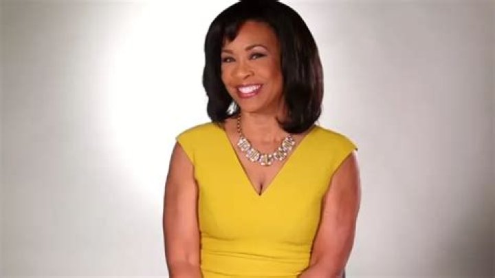 Maureen Umeh Fox 5 Husband, Married, Net Worth, Age, Height, Kids, Bio