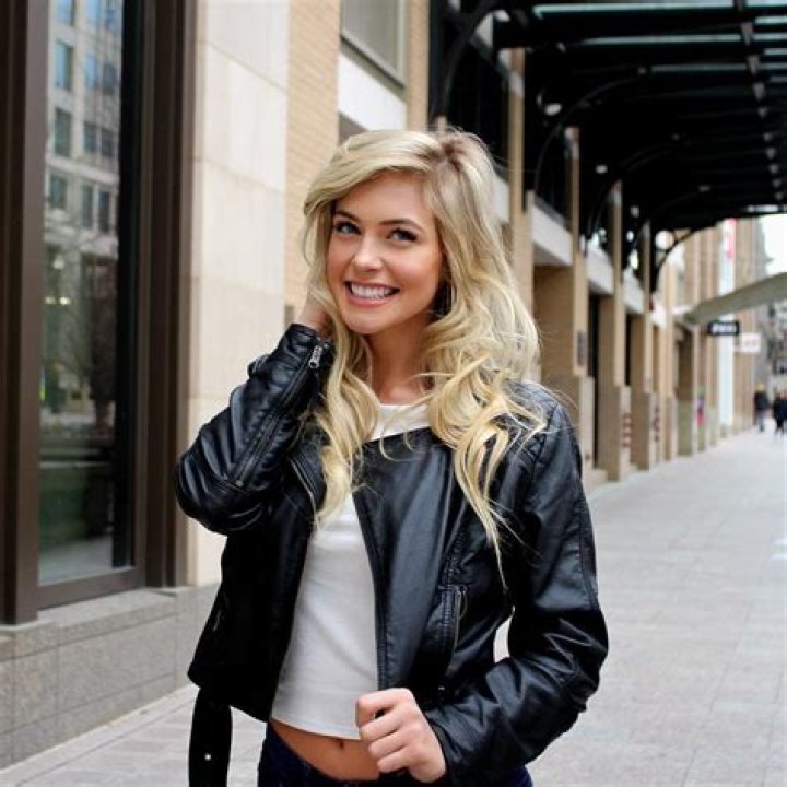 
Naked Truth About IG Star Hannah Palmer: Age, Height, Dating 