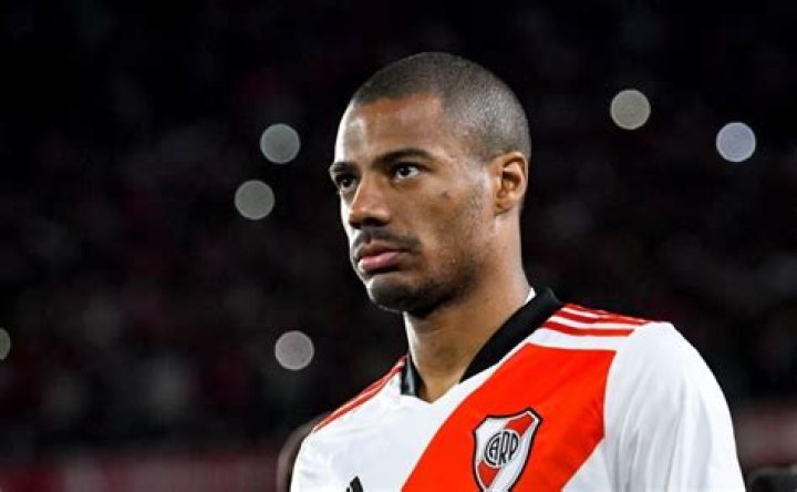
Nicolas De La Cruz Height, Weight, Net Worth, Age, Birthday, Wikipedia, Who, Instagram, Biography 
