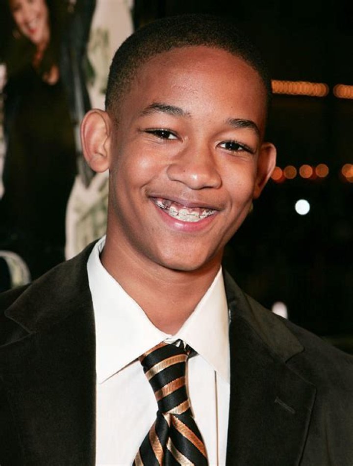 Peyton Alex Smith Height, Weight, Net Worth, Age, Birthday, Wikipedia, Who, Nationality, Biography