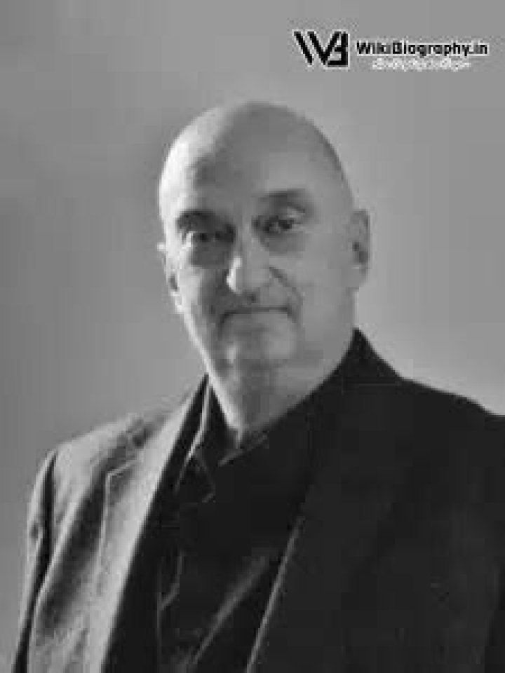 
Roger Pearce Biography, Cause of Death, Age, Wiki, Career, Nationality 