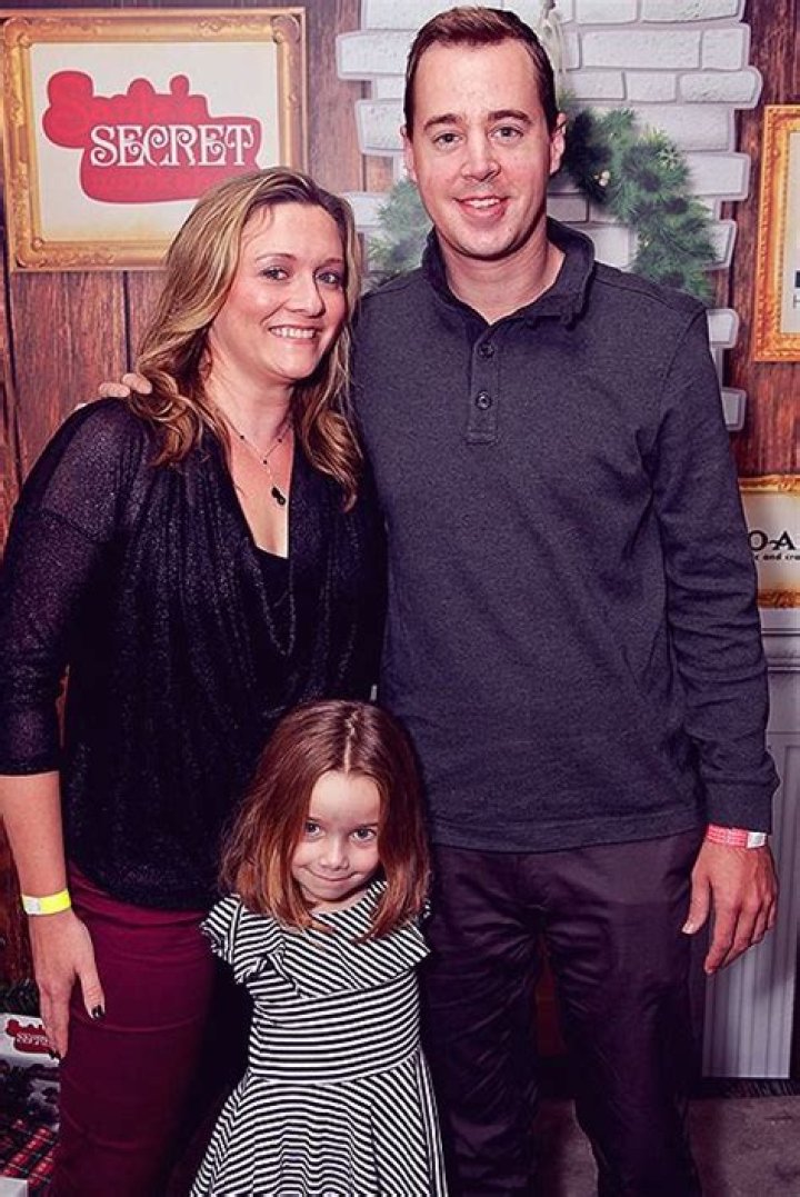 Sean Murray Parents: Meet Vivienne Bellisario, Craig Harland Murray
