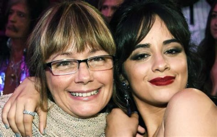Sinuhe Estrabao Height, Weight, Net Worth, Age, Birthday, Wikipedia, Who, Instagram, Biography