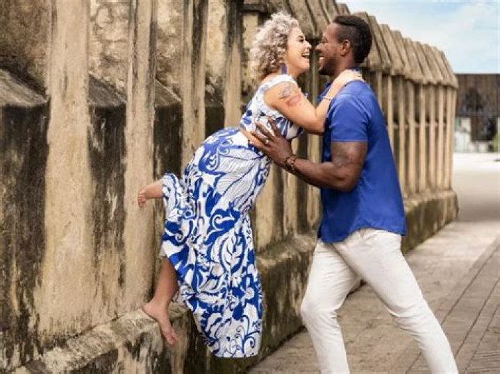 
“Some logic”- 90 Day Fiancé: The Other Way fans shocked as Daniele says she will “manifest” success in Dominican Republic 