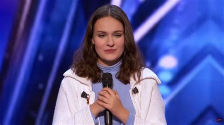 Tory Vagasy Height, Weight, Net Worth, Age, Birthday, Wikipedia, Who, Nationality, Biography