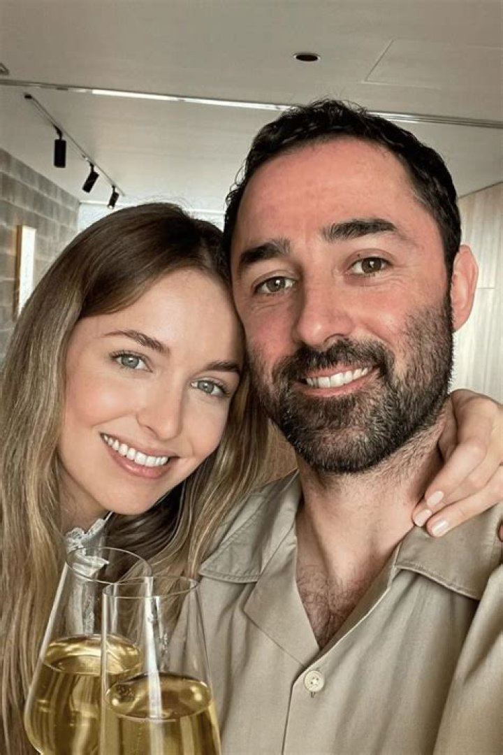 
Who Is Alex Davey? Meet The Wife Of Andy Allen: Family And Married Life Explore 