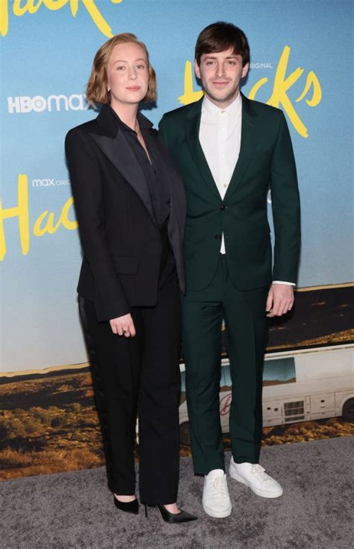 
Who Is Hannah Einbinder Dating? Here Is More About The HBO Hacks Actress 