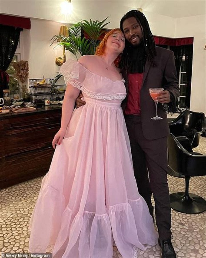 Who Is Zane Saz- Honey Kinney Ross Boyfriend? Everything To Know